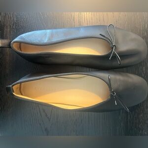 Everlane Women's Classic Black Leather Flats